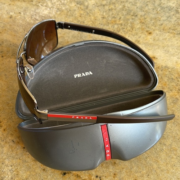 Men’s Prada Sunglasses - Authentic - Picture 2 of 4